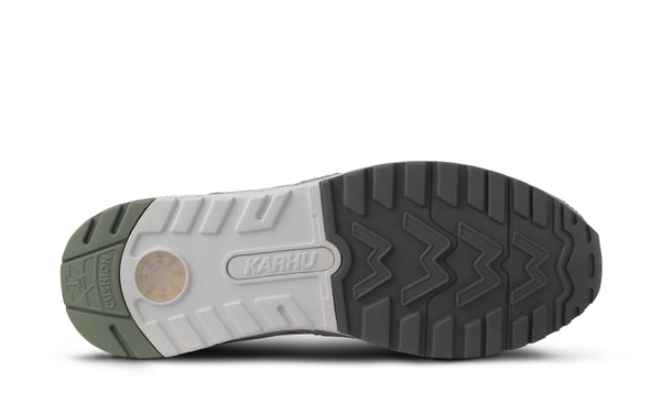 Karhu  LEGACY 96  DARK GULL GRAY / LIGHT MAHOGANY