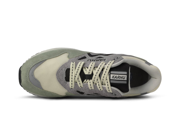 Karhu LEGACY 96 TEA / JET BLACK