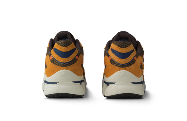 Karhu  SUPER FULCRUM  NUGGET / NAVY PEONY