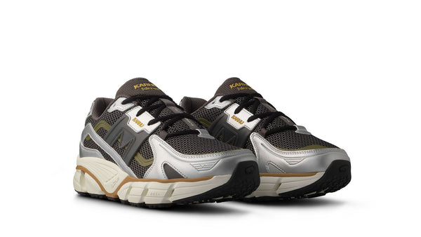Karhu SUPER FULCRUM  SILVER / DARK GULL GRAY