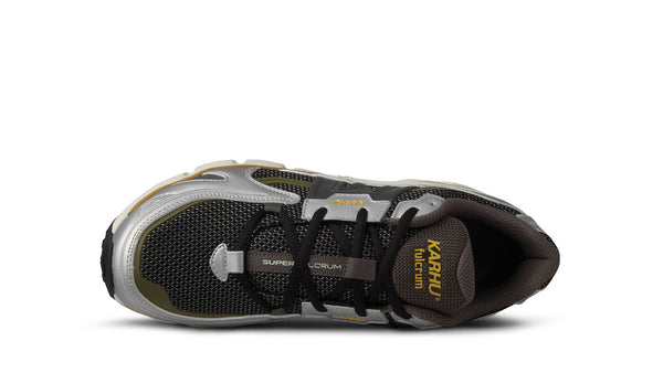 Karhu SUPER FULCRUM  SILVER / DARK GULL GRAY