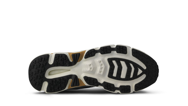 Karhu SUPER FULCRUM  SILVER / DARK GULL GRAY
